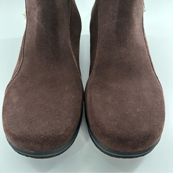 Clarks Bendables womens Angie Madi ankle booties size 
8.5 brown suede boots - Picture 3 of 13